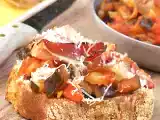 Recette Tartines de ratatouille au four, speck et parmesan