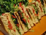 Recette Club sandwich toscan au poulet et poivron rouge rôti