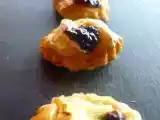 Recette Petits fours 1 : feuilletés camembert confiture de mûres