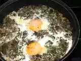 Recette Oeufs cassés sur épinards en branches