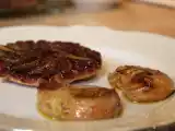 Recette Escalopes de foie gras poêlé, tatin de figues au 4-épices et caramel de maury