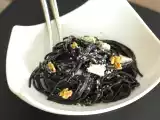 Recette Spaghettis à l'encre de seiche, bleu de gex et vodka