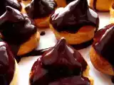 Recette Petits choux fourrés à la crème vanille et glacés ganache.