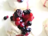 Recette Mini pavlovas aux fruits rouges