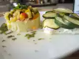 Recette Cabillaud en ecailles de courgette et galette de légumes au cumi