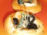 Recette Mini-fougasse chèvres/olives/thym