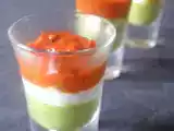 Recette Verrines de purée de courgettes, fromage de chèvre et coulis de tomates confites