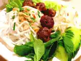 Recette Bun cha ou boulettes de porc caramélisées à la vietnamienne