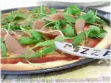 Recette Pizza à la mozzarella, roquette et jambon sec italien