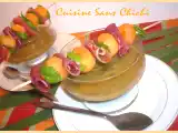 Recette Soupe de melon au basilic accompagné de sa brochette.
