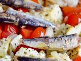 Recette Tomates rôties à la feta et aux petites sardines