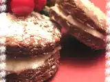 Recette Biscuits sandwichs au chocolat et crème à la vanille