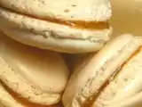 Recette Macarons d'orient et d'occident. dattes-miel-cannelle, poires-caramel au beurre salé