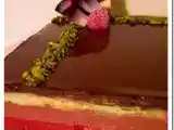 Recette Entremets plaisir pistache, chocolat et framboises...
