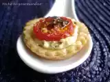 Recette Mini-tartelettes au chèvre frais et tomates cerises