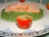 Recette Pavé de saumon à la crème d'épinard, petites tomates provençales