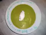 Recette Veloute de courgette et sa quenelle de chevre frais