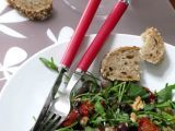 Recette Salade de deux haricots, tomates confites, roquette et noix