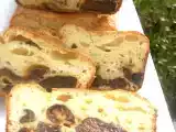 Recette Cake aux échalotes, chèvre et pruneaux