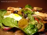 Recette Salade folle aux oeufs de caille, raisins frais et foie gras sur pain d'épices