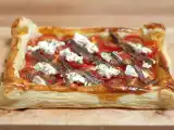 Recette Tarte feuilletée aux tomates-cerises, chèvre & anchois