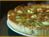 Recette Tarte feuilletée courgettes jaunes, noisettes et sauge.