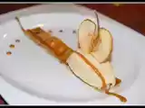 Recette Tarte fine aux pommes et noisettes torréfiées, glace au café et caramel laitier
