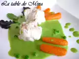 Recette Lotte pochée au lait de coco, crème aux petits pois et carottes glacées