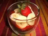 Recette Verrine de yaourt au coulis de fraises et aux bananes
