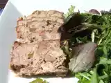 Recette Terrine aux foies de volailles confits & noisettes grillées