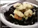 Recette Noix de saint jacques, sauce à l'oseille sur tagliatelles à l'encre de seiche