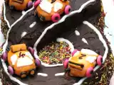 Recette Gâteau d'anniversaire : circuit de voiture