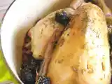 Recette Poulet farci à l'ail et aux olives parfumé au romarin
