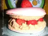 Recette Mon gros macaron à la fraise et sa ganache montée à la pralinoise