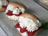 Recette Biscuit cuillere et garniture aux fraises