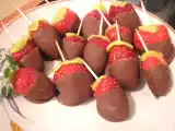 Recette Sucettes de kiwi et de fraises au chocolat