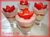 Recette Verrines de fraises au mascarpone et sa chantilly aux fruits rouges
