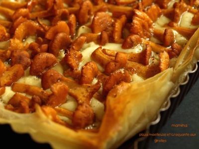 Recette Pizza crèmeuse-croquante aux girolles