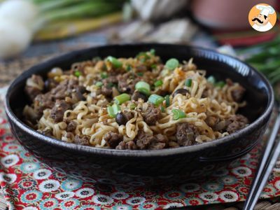 Recette Comment cuisiner les nouilles instantanées? recette rapide au bœuf et champignons!