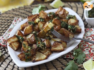 Recette Pommes de terre au four et leur sauce chimichurri, l'accompagnement parfait pour le barbecue!