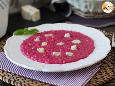 Recette Risotto à la betterave et au gorgonzola : une explosion de couleurs et de saveurs!