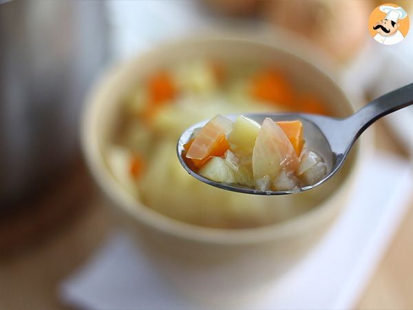 Soupe au chou simple - Recette Ptitchef