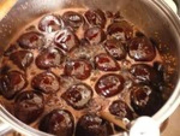 Recette les figues sèches au vin rouge - Marie Claire