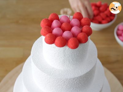 Gateau De Bonbons Colore Recette Ptitchef