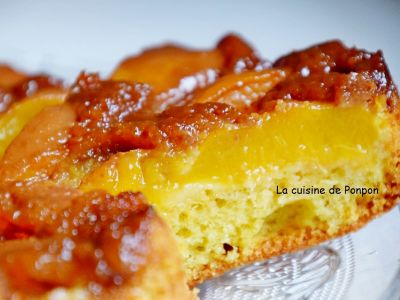 Gateau Renverse Aux Peches Caramelisees Au Caramel Beurre Sale Pain De Singe Et Combava Recette Ptitchef