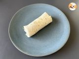 Etape 4 - Wrap végétarien au houmous, roquette, poivrons et feta