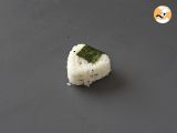 Etape 10 - Onigiri au thon, le petit sandwich de riz triangulaire japonais - おにぎり