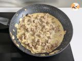 Etape 6 - Pâtes crémeuses aux champignons et à la saucisse