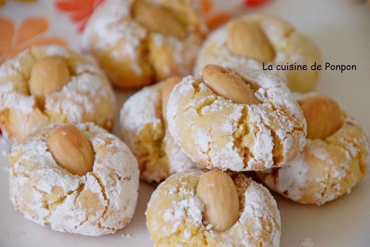 Amaretti parfumé au yuzu et à la fleur d oranger Recette Ptitchef