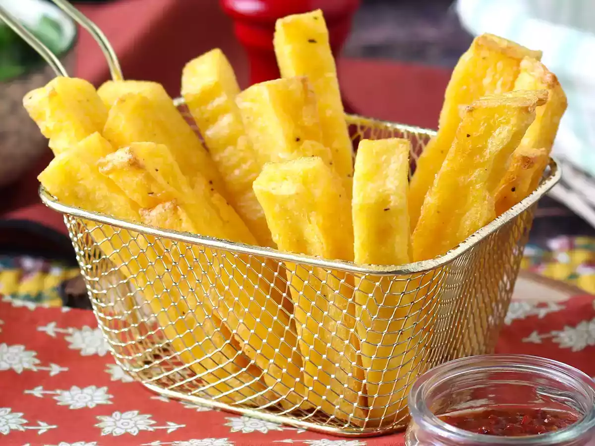 Bâtonnets de polenta au airfryer : Recette facile, saine et croustillante!